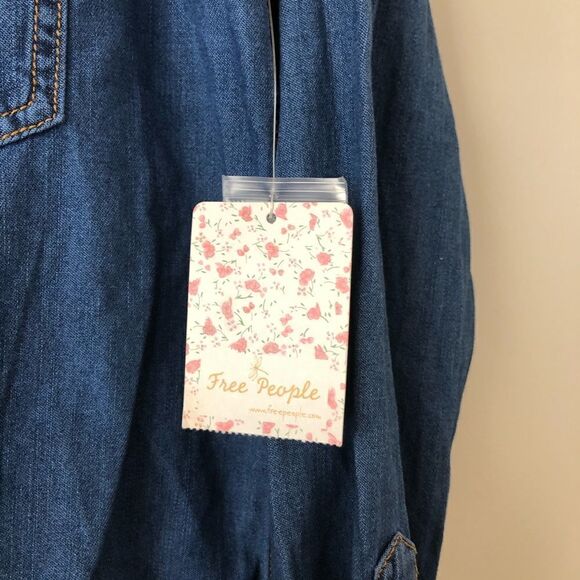 NWT-FREE People Denim “Seventies” Top - Picture 5 of 6